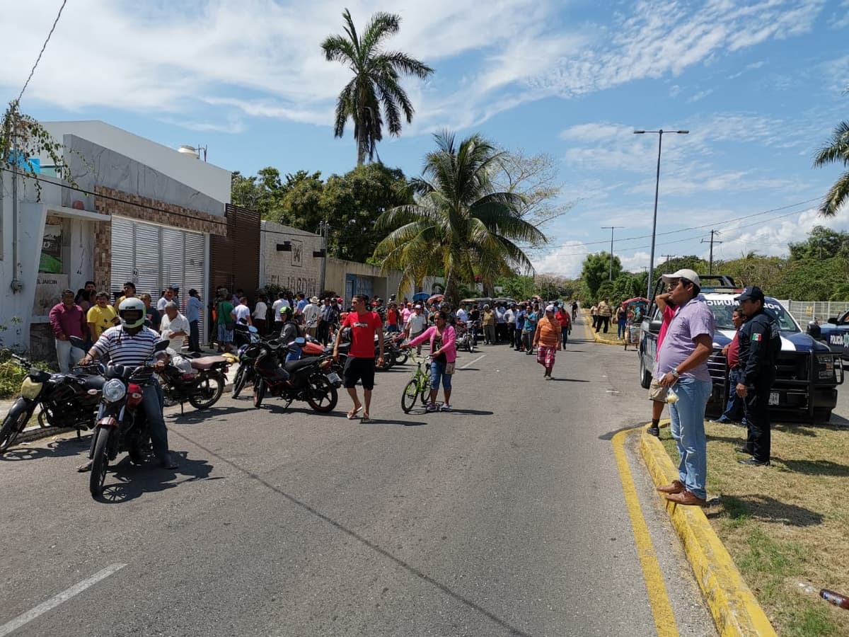 Antorchistas intentan reventar asamblea ejidal