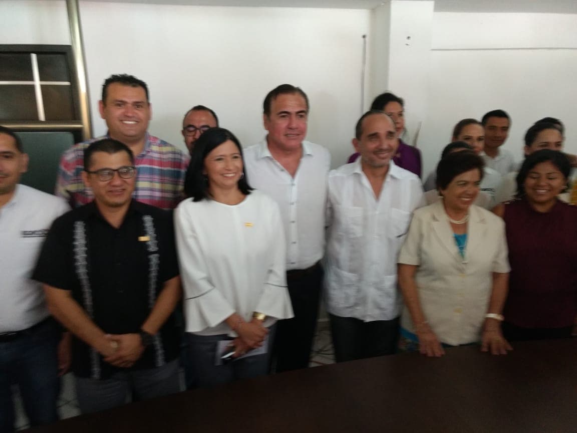 Registra Morena a sus candidatos a diputaciones en Quintana Roo
