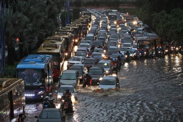 Indonesia podría cambiar de capital por constantes inundaciones