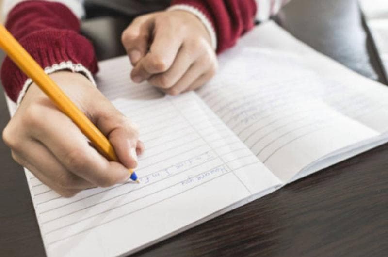 Tener letra fea es signo de mayor inteligencia: estudio