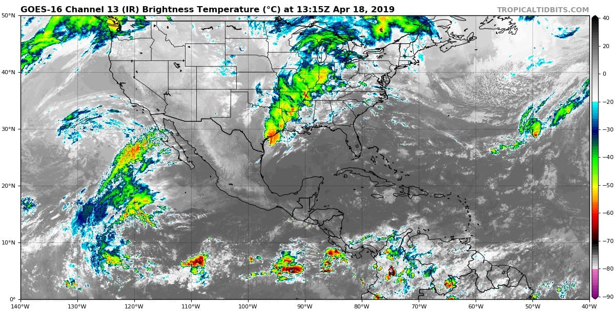 Clima: Jueves caluroso; mañana arriba el frente frío