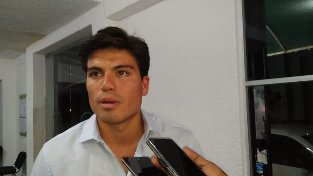 Regresa Tribunal candidatura a Gustavo Miranda