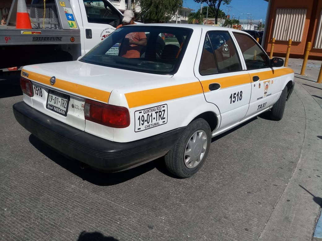 Insisten taxistas de Chetumal en aumento a tarifas