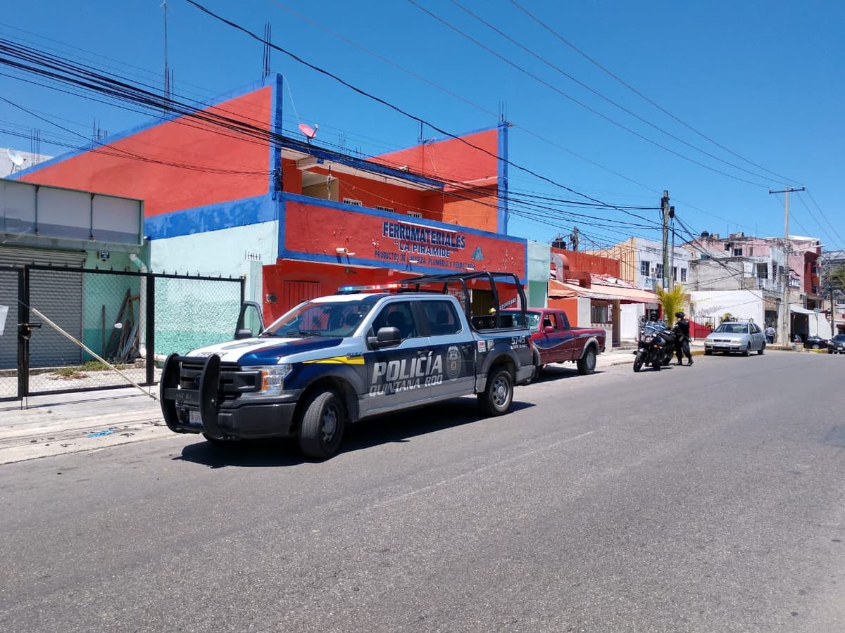 Asaltan ferretería en la avenida Chichén Itzá de Benito Juárez