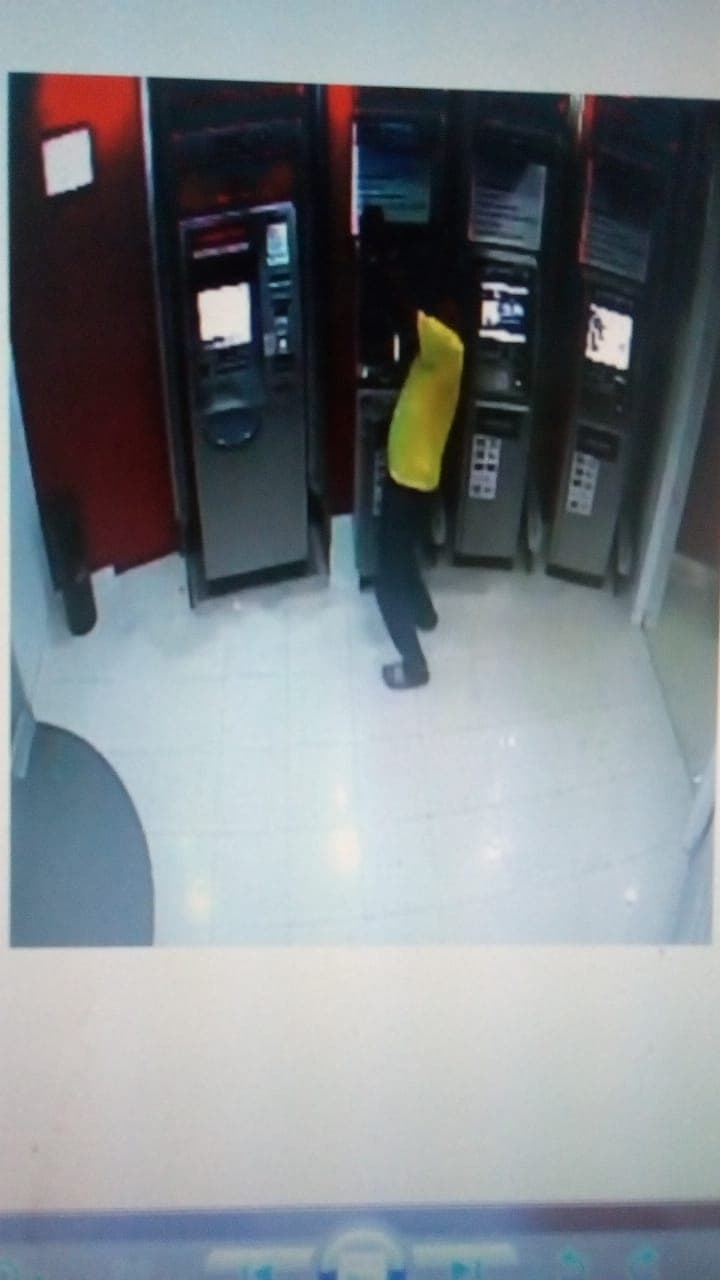 Saquean cajeros automáticos en Playa del Carmen