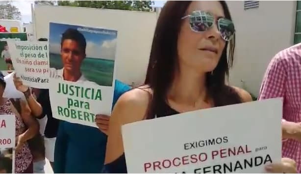 Vinculan a proceso a esposa de #LordCobarde