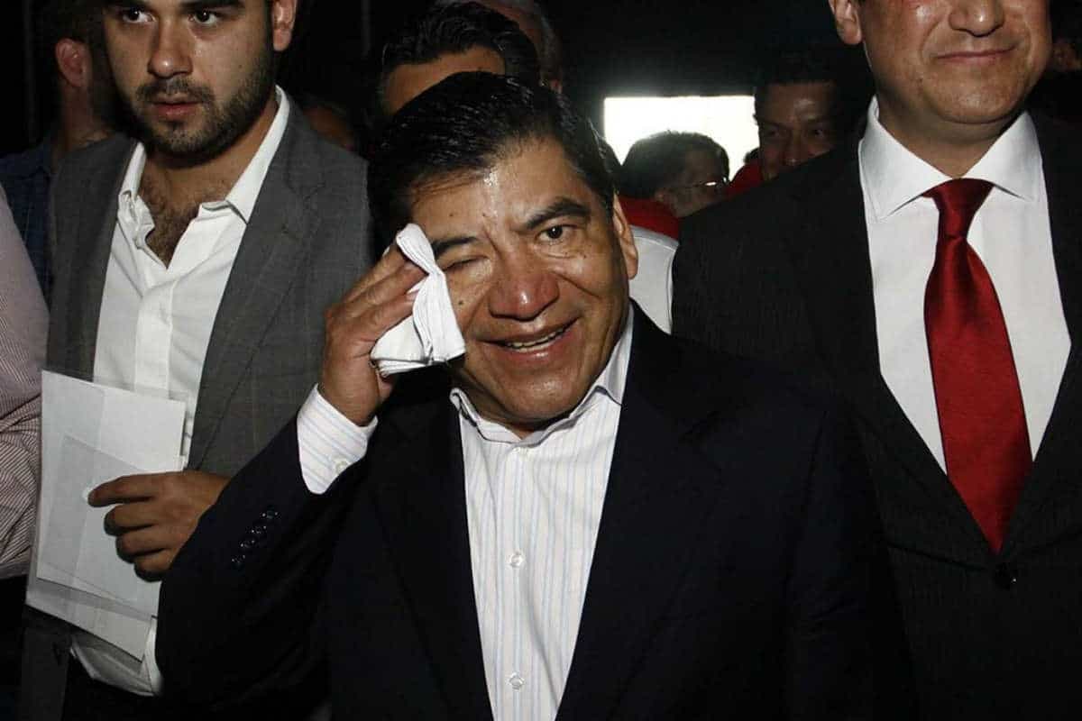 Mario Marín libra orden de aprehensión gracias a juez federal