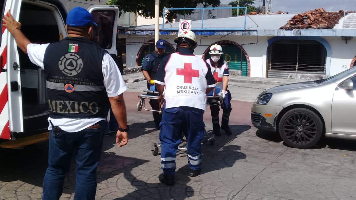 Asesinan a uno y hieren a otro en local junto a la Náder