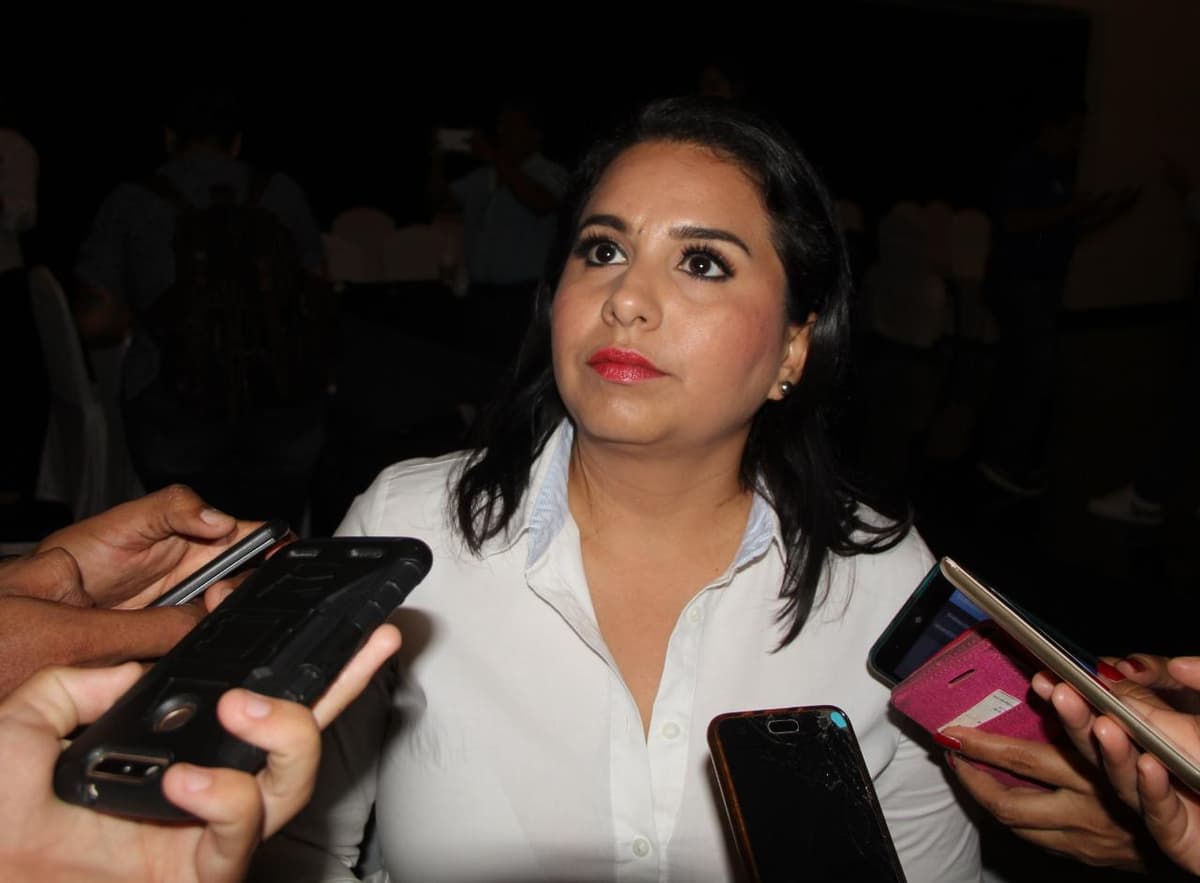 AMLO debe hacerse responsable del sargazo: Mayuli Martínez