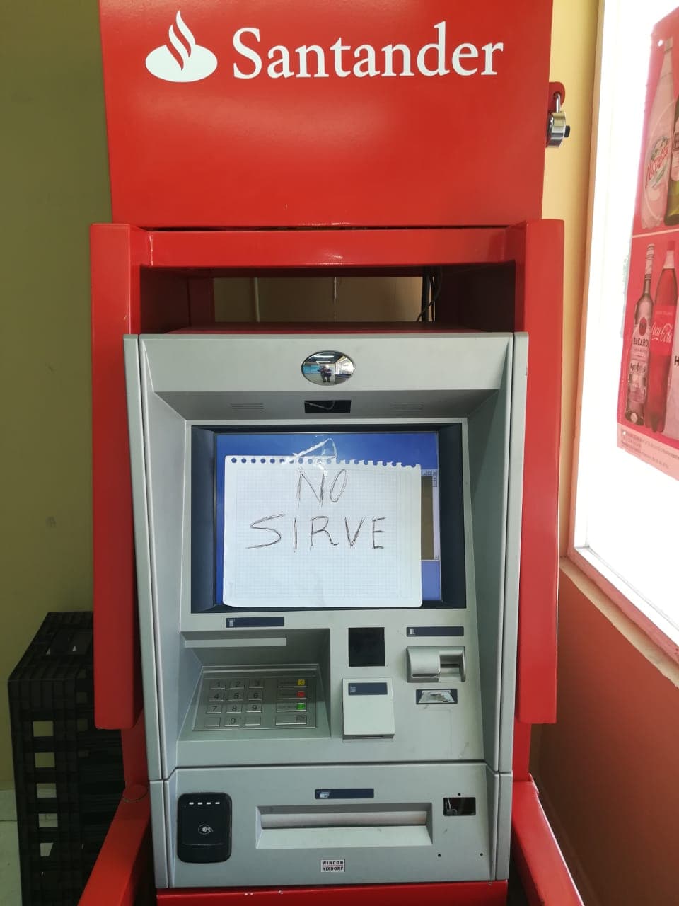 Sufren tulumnenses por falta de cajeros