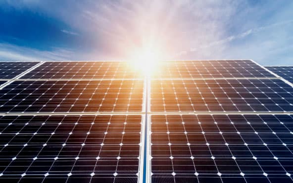 Ante "robos" de CFE, la zona maya apostará por los paneles solares