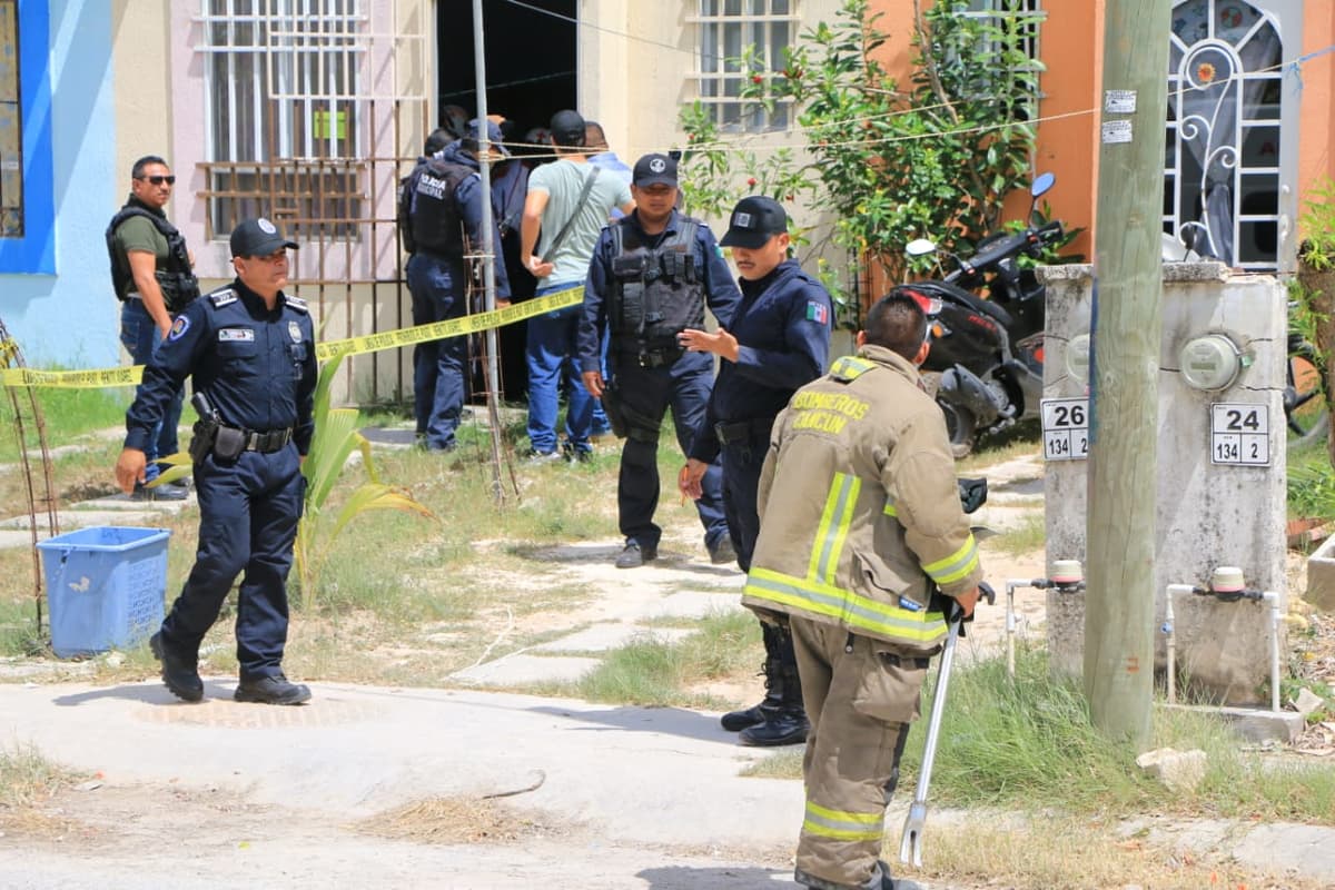 Asesinan a hombre en su sala, en fraccionamiento Las Palmas de Cancún