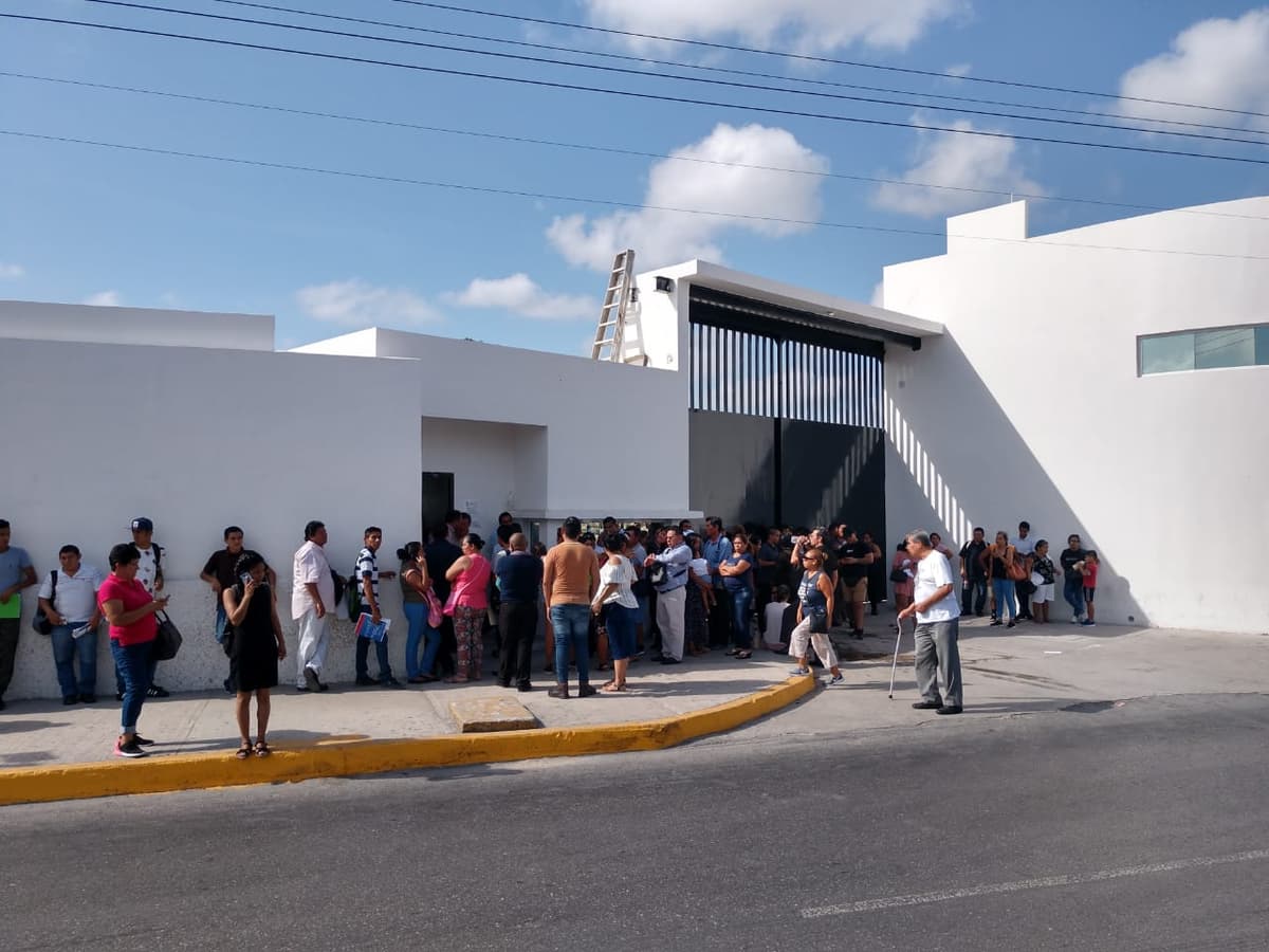 Multitud exige a la Fiscalía información por 80 detenidos en Palazzo de la ZH