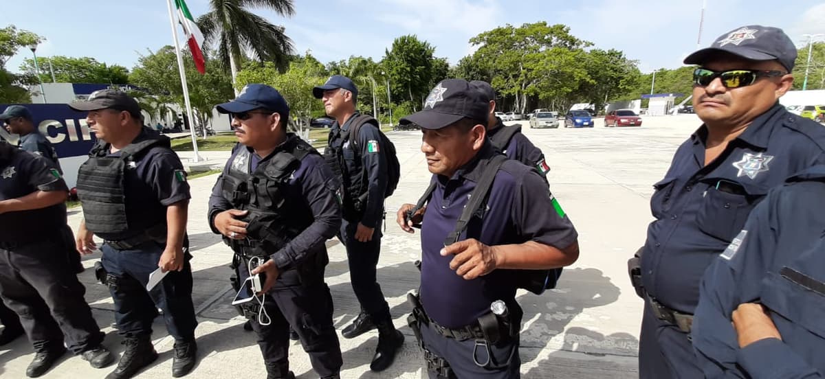 Se queda Chetumal sin policías; se van a paro por mejores sueldos