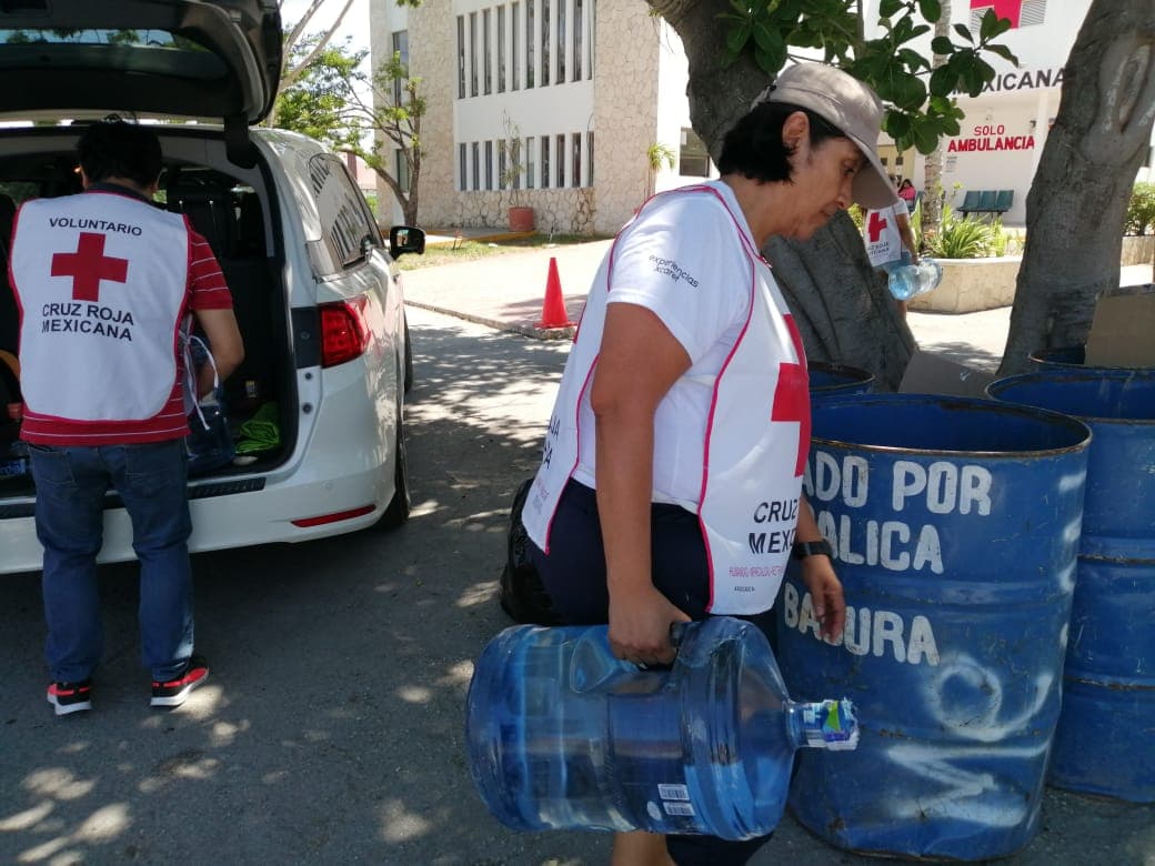 Amplía Cruz Roja centro de acopio en Playa del Carmen