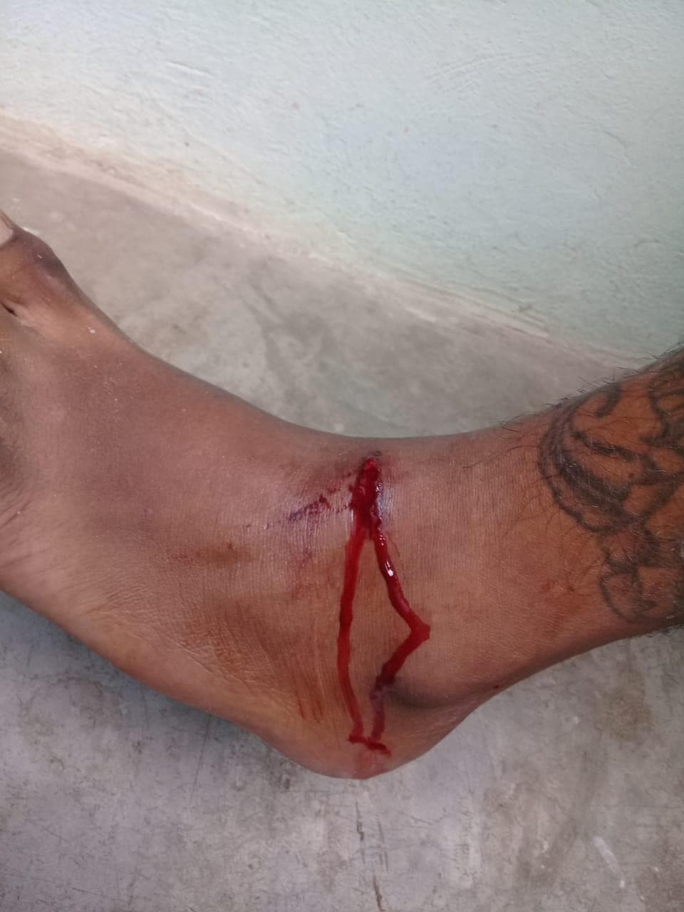 Acusa a policías estatales de “quererlo matar” a balazos