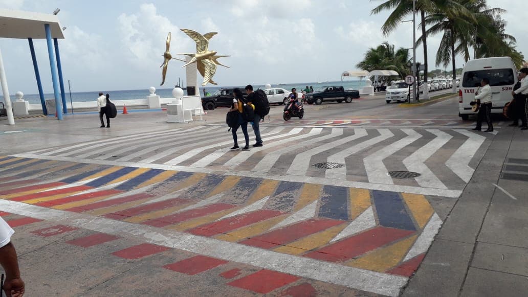 Ver para creer, ni un día duró pintura de cruce peatonal en Cozumel