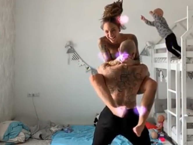 Video: Bebé salta de una litera y es grabado por sus padres