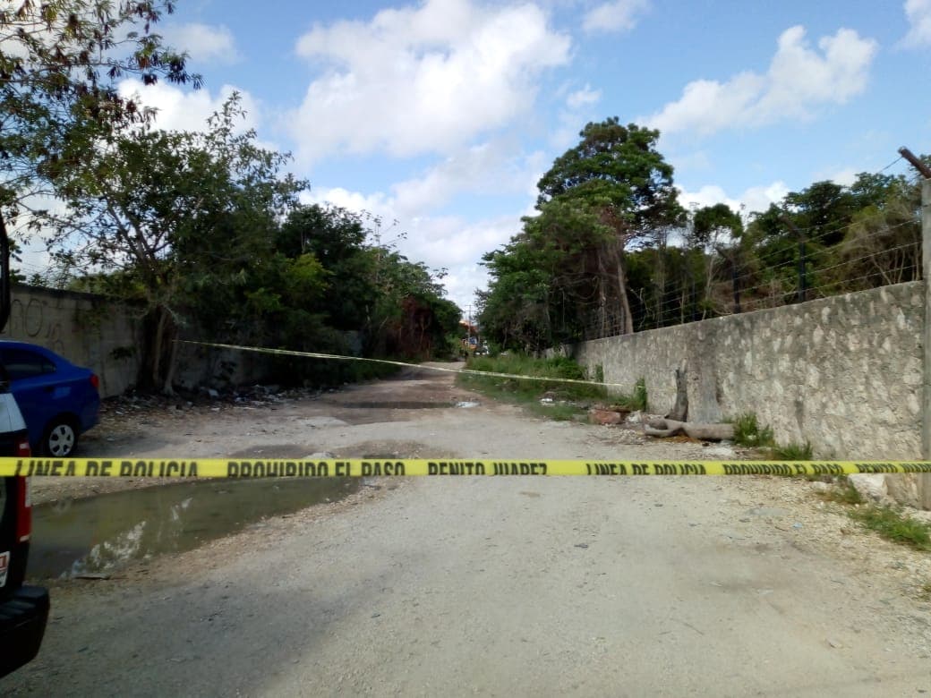 Hallan restos humanos embolsados cerca de la Portillo, en Cancún