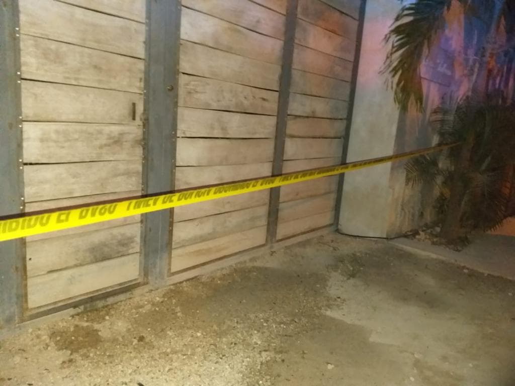 Grupo armado saquea hotel Casa Tulum