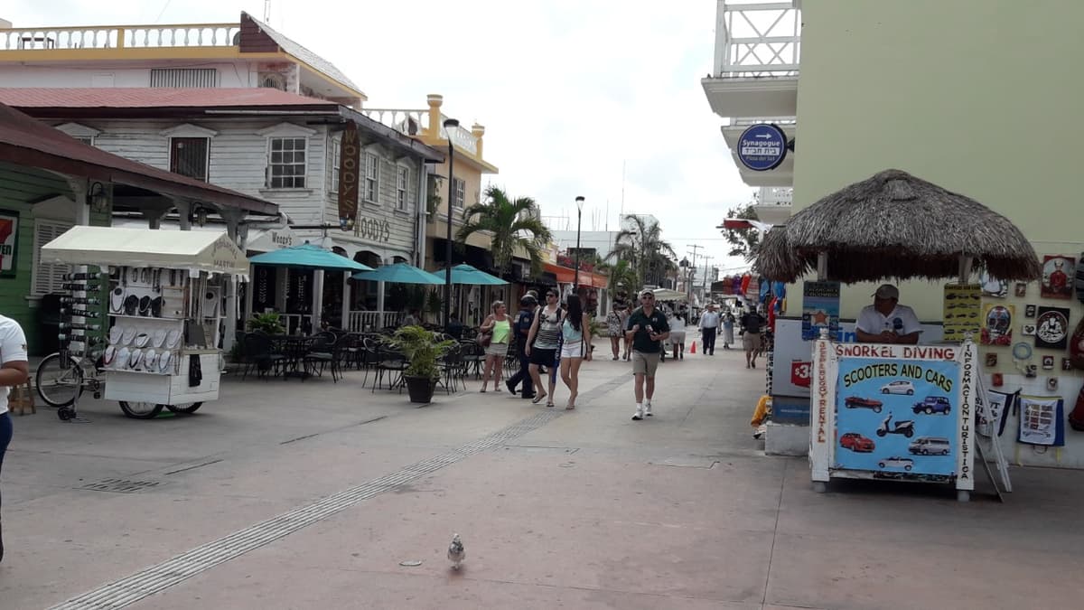 Con control de ambulantaje, detectan venta de droga en Cozumel