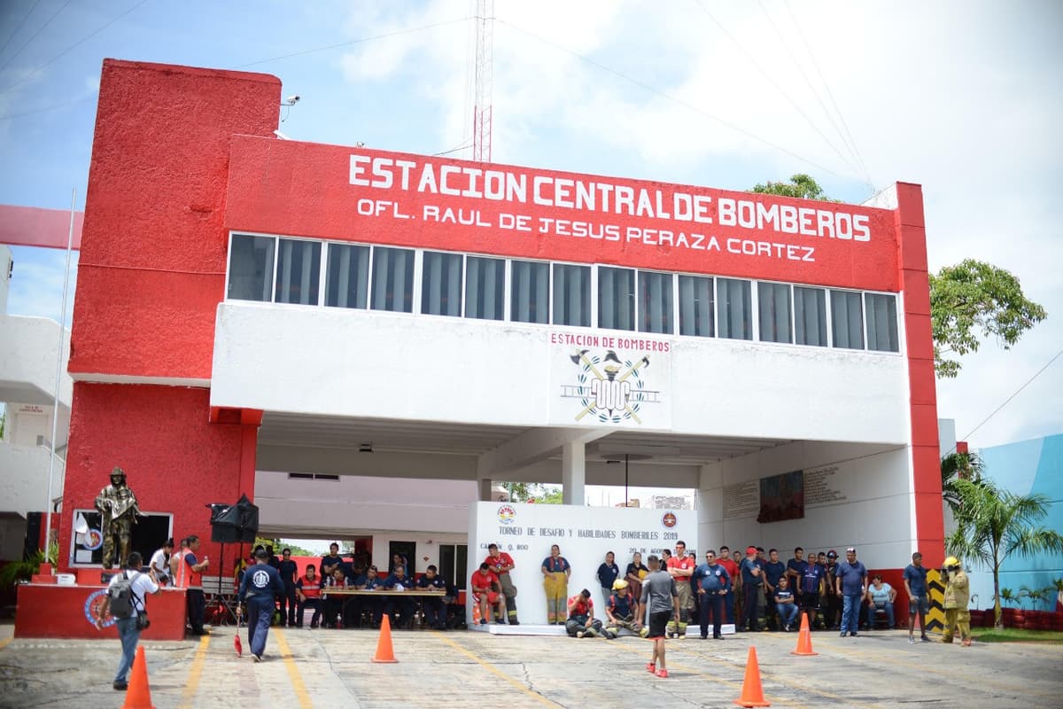 Bomberos de Cancún carecen de personal e instalaciones