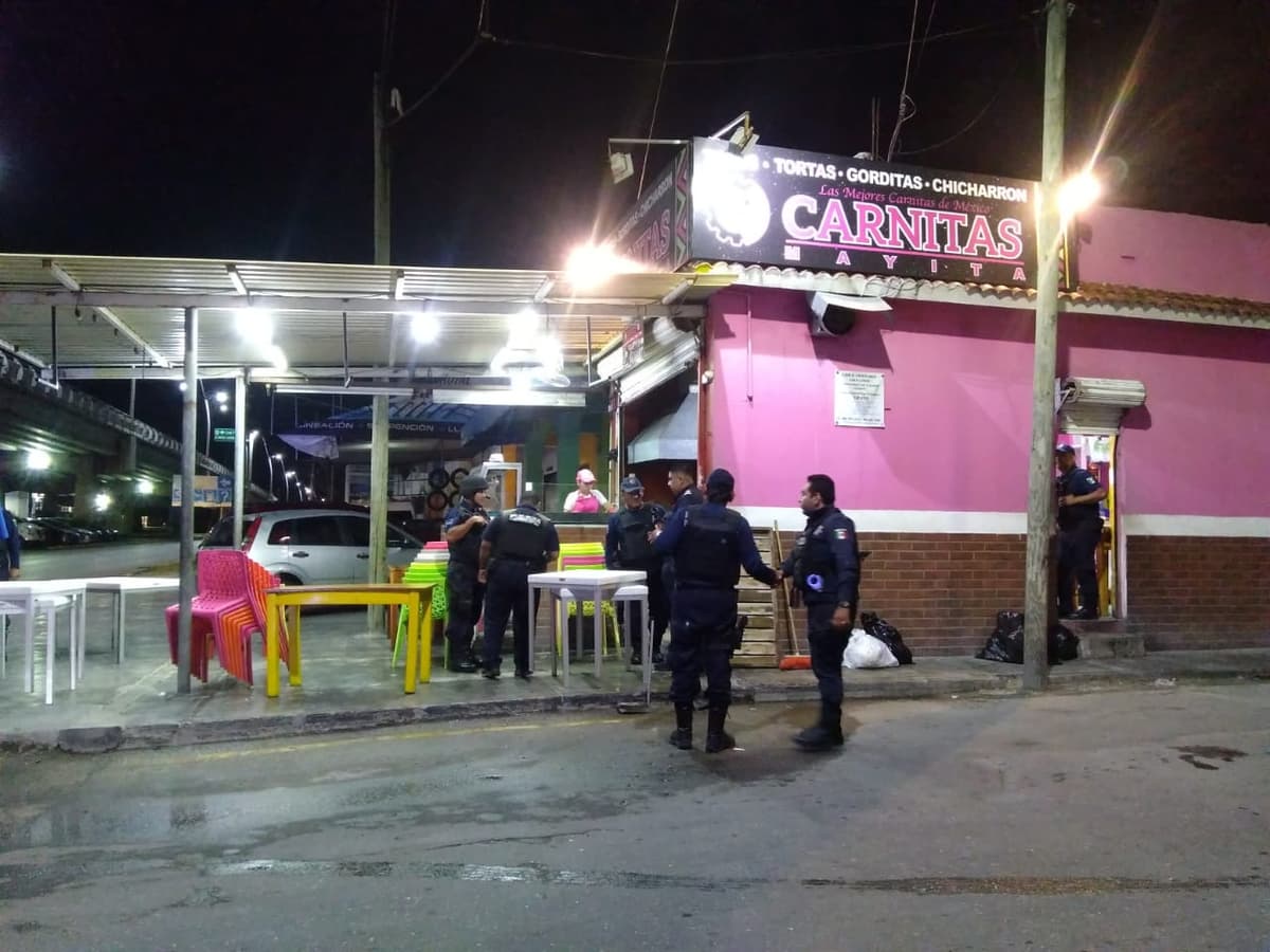 Balazos frente a taquería de Playa del Carmen