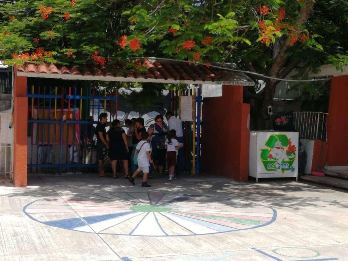 Denuncian padres mal estado del Jardín de Niños “Itzá” de Cancún