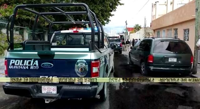 Intentan asaltar escuela en Cancún y guardia termina baleado