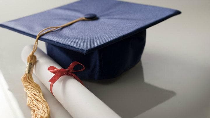 De mil 800 funcionarios que estudian posgrado en México, solo 27 son de Q. Roo