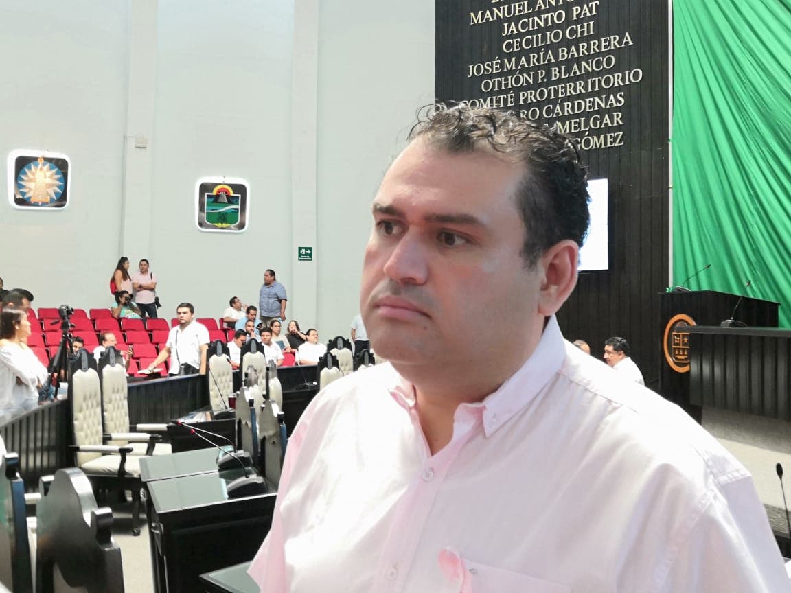 Eliminará Edgar Gasca a "aviadores" y derroches por 5 mdp