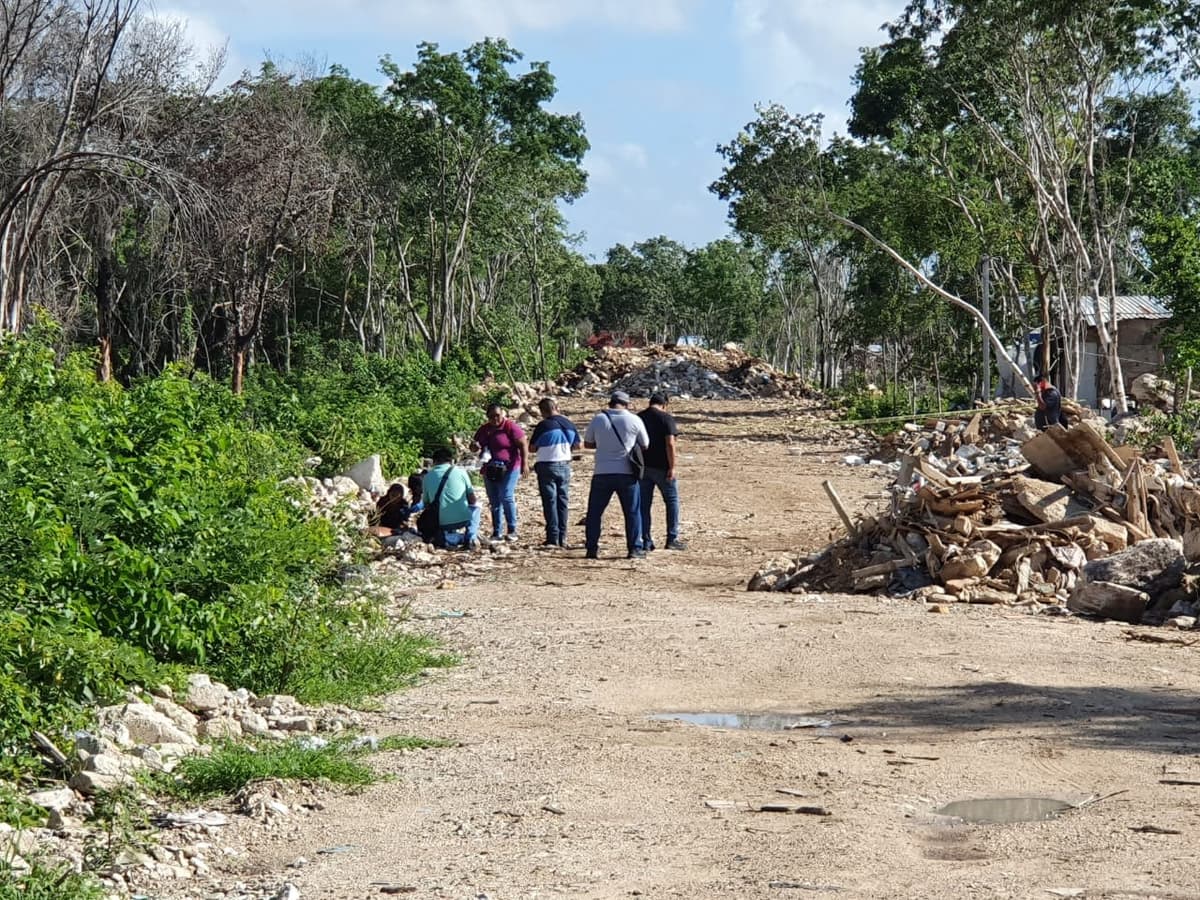 Hallan cuerpo ejecutado detrás de InHouse