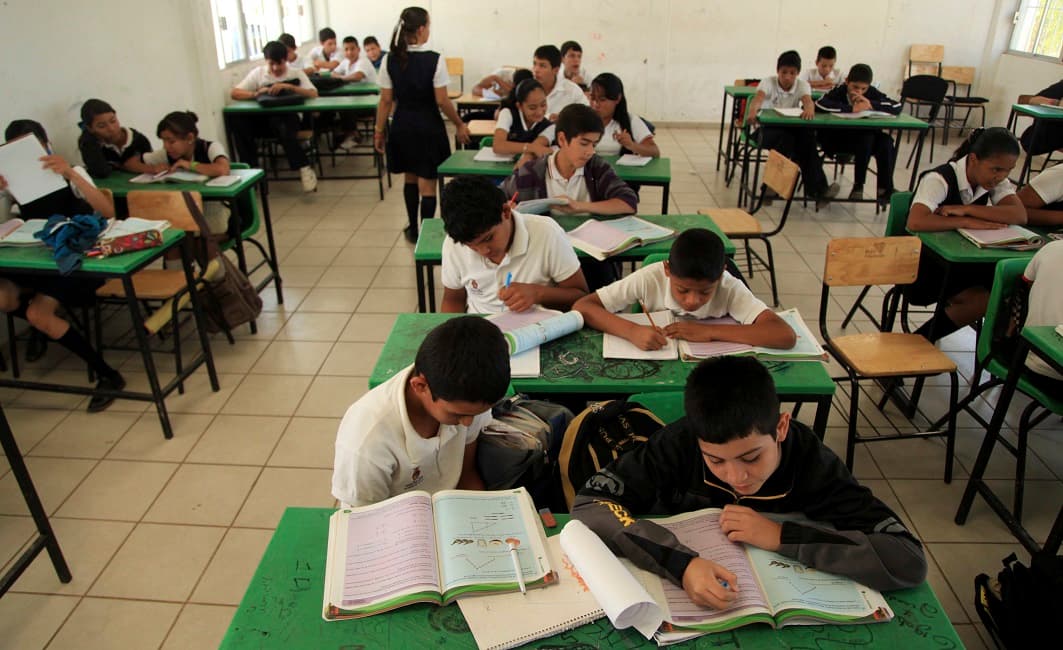 Educación obligatoria será gratuita en Quintana Roo en 2020