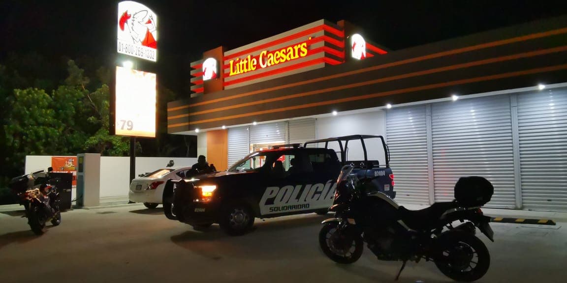 Asaltan pizzería Little Ceasar’s en Playa del Carmen
