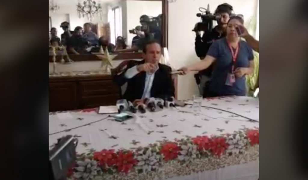 AMLO es llamado "cobarde matoncito" por delegado de Bolivia