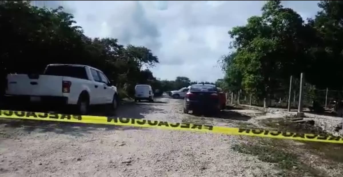 Hallan cuerpo degollado en zona continental de Isla Mujeres