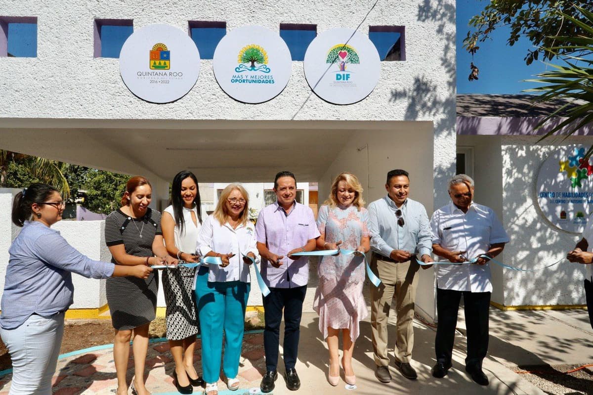 Carlos Joaquín inaugura centro para la atención de niños con autismo en Chetumal