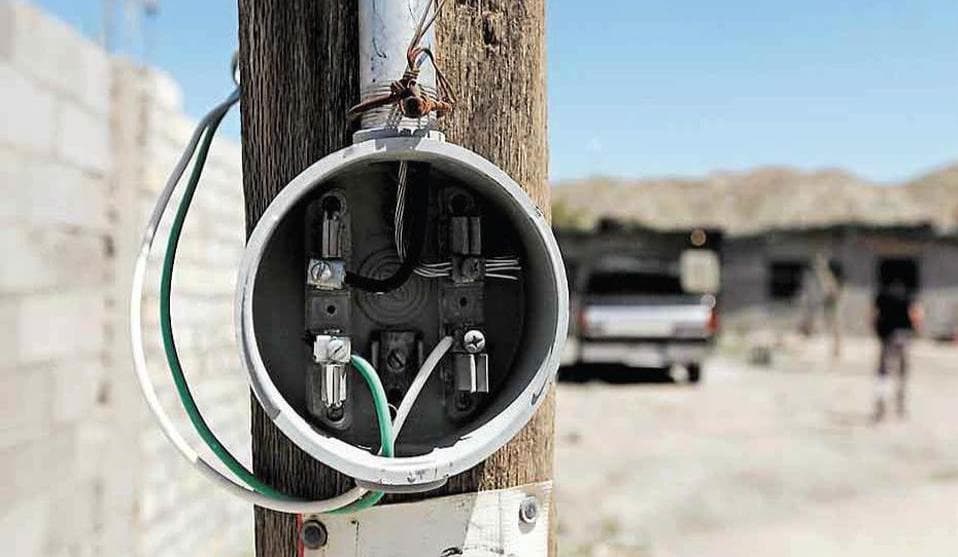 Busca CFE castigar con hasta 20 años de prisión a quién use "diablitos"