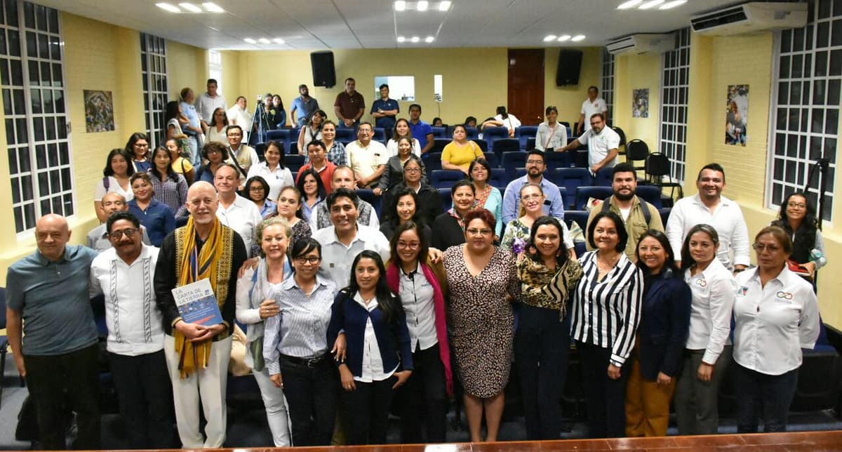 Realizan foro para concientizar del uso del plástico