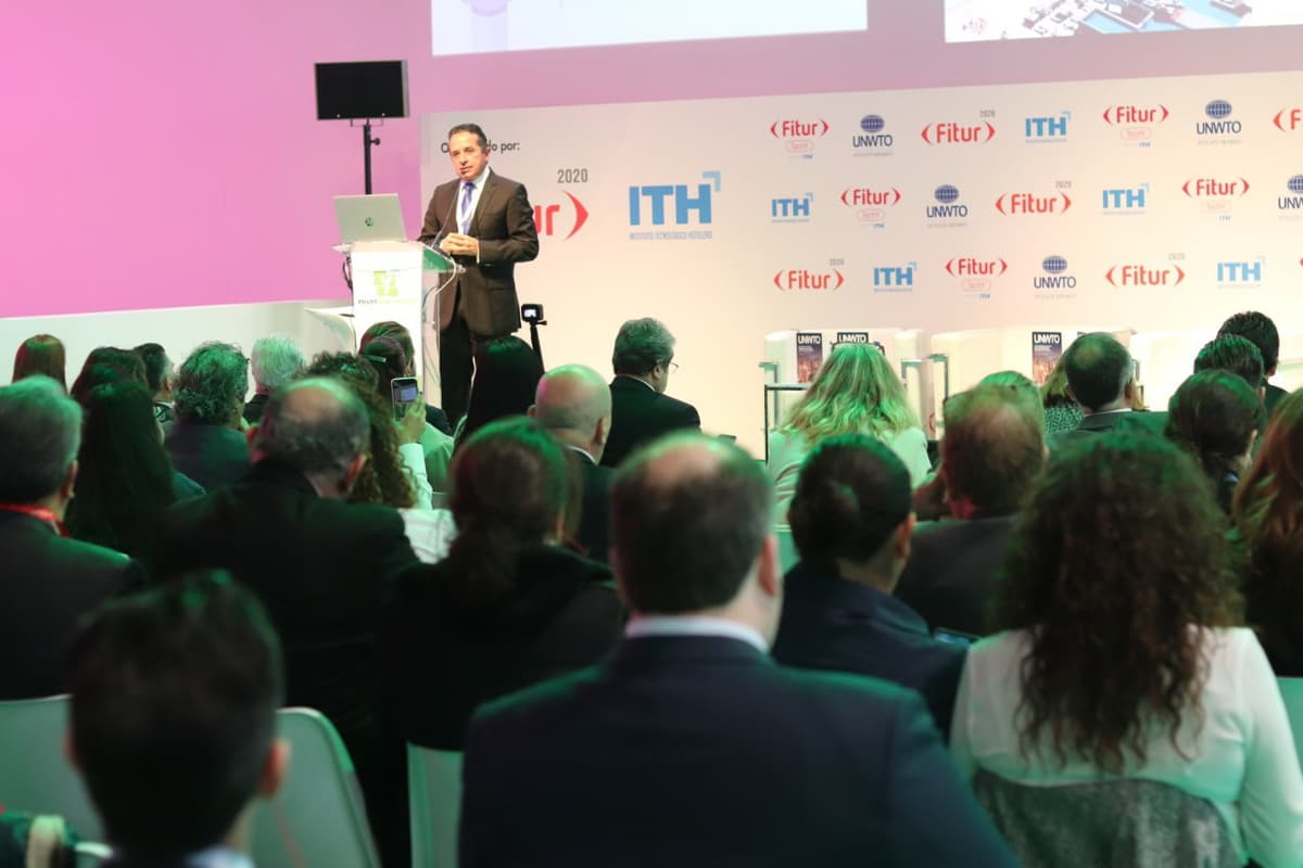 Carlos Joaquín presenta en Madrid un nuevo modelo de turismo sustentable