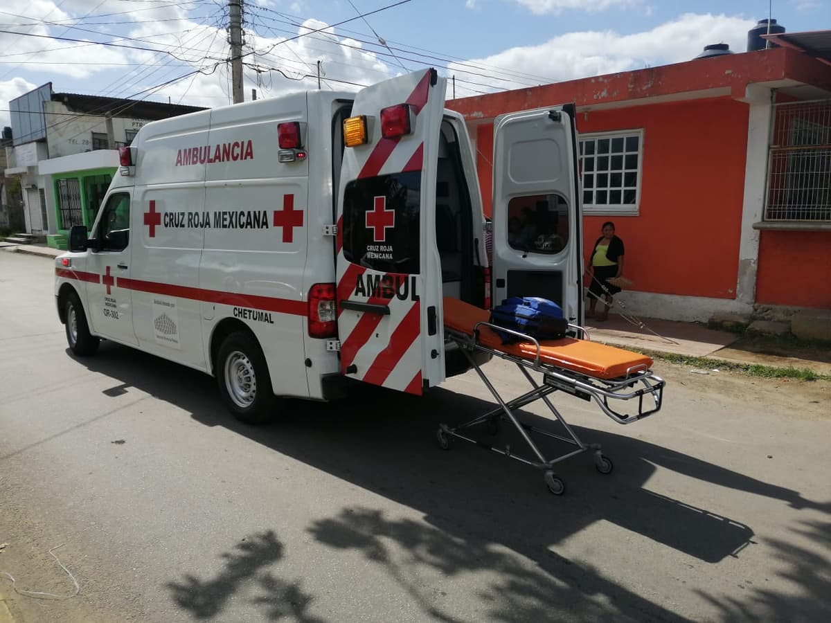 ¡Milagro! Niño de tres años se le atraviesa a coche en Chetumal, pero queda ileso