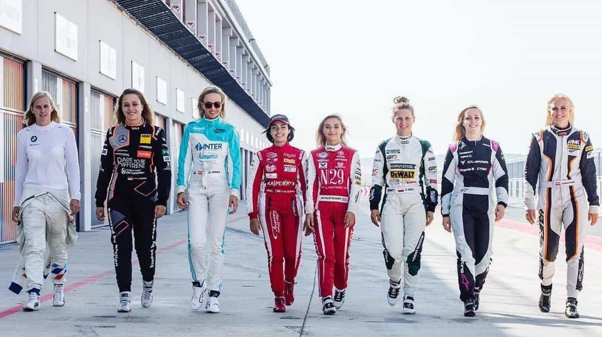Ferrari busca mujeres para convertirlas en campeonas de la Fórmula 1