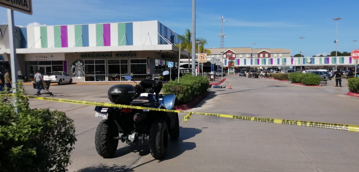 Asesinan a un hombre en Plaza Cumbres