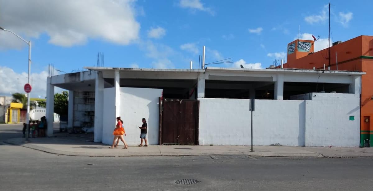 Videoreportaje: Bar "Las Virginias", un año después de la masacre en Playa del Carmen