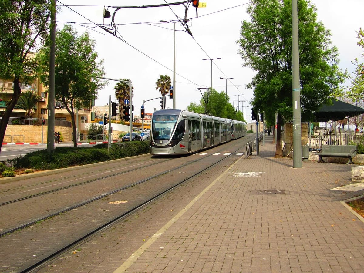 Se alista la inversión para el proyecto del Tren Ligero de Cancún