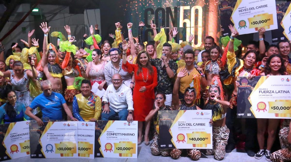 Concluye con éxito el Carnaval Cancún 2020 'La fiesta de oro'