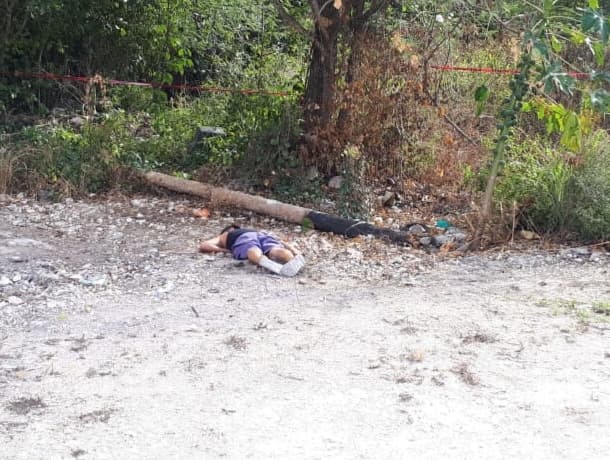 Hallan cuerpo ejecutado en zona continental de Isla Mujeres