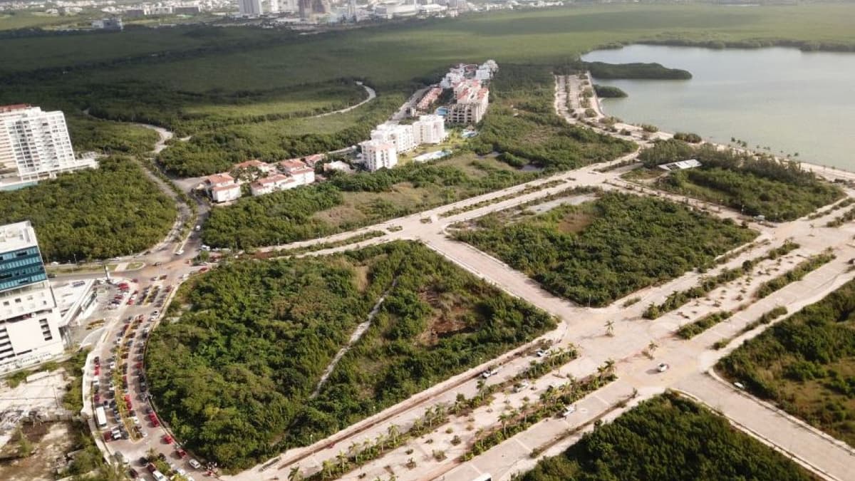 Sobrevuela ‘Águila 1’ alrededores de Tajamar