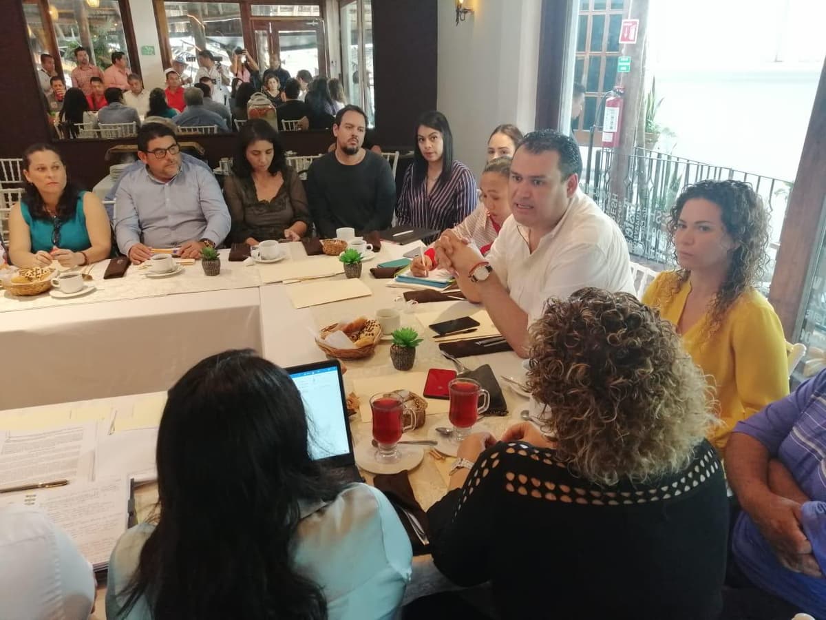 Comienzan mesas de trabajo para atención a la salud mental en Quintana Roo