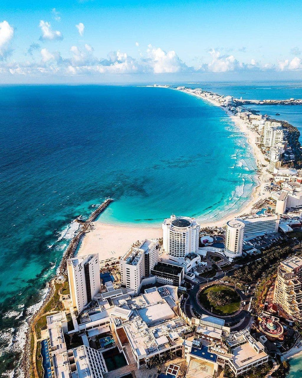 Gobierno de Carlos Joaquín deja atrás la desigualdad social